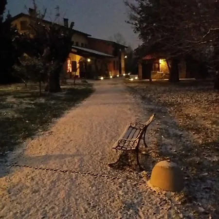 R&b Albero Cavo Nocleg ze śniadaniem Parma