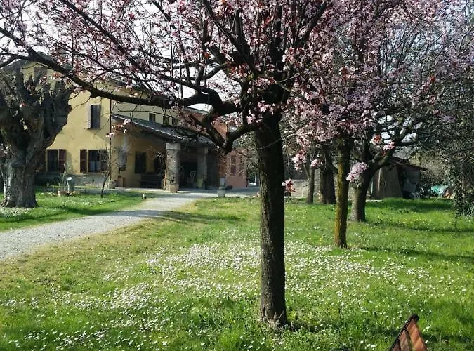 R&b Albero Cavo Bed & Breakfast 3*